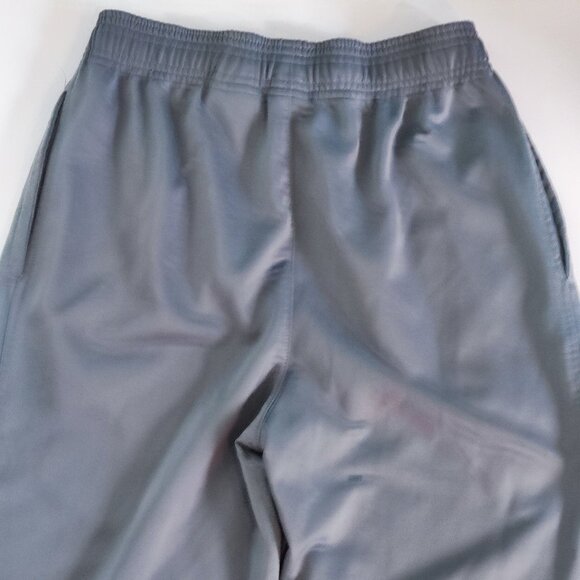 Puma track / jogging pants grey with Puma graphic design boys size XL (18-20) - Picture 4 of 15